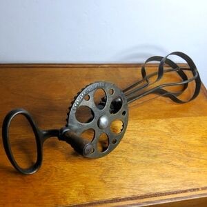Vintage Egg Beater